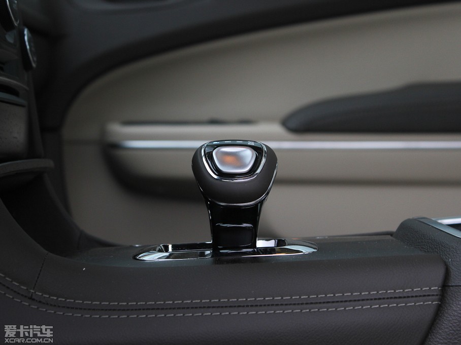 2012R˹300C(M) 3.6L A