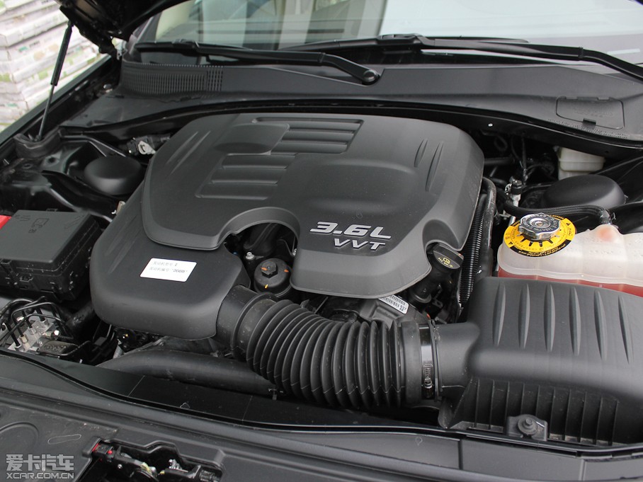 2012R˹300C(M(jn)) 3.6L A