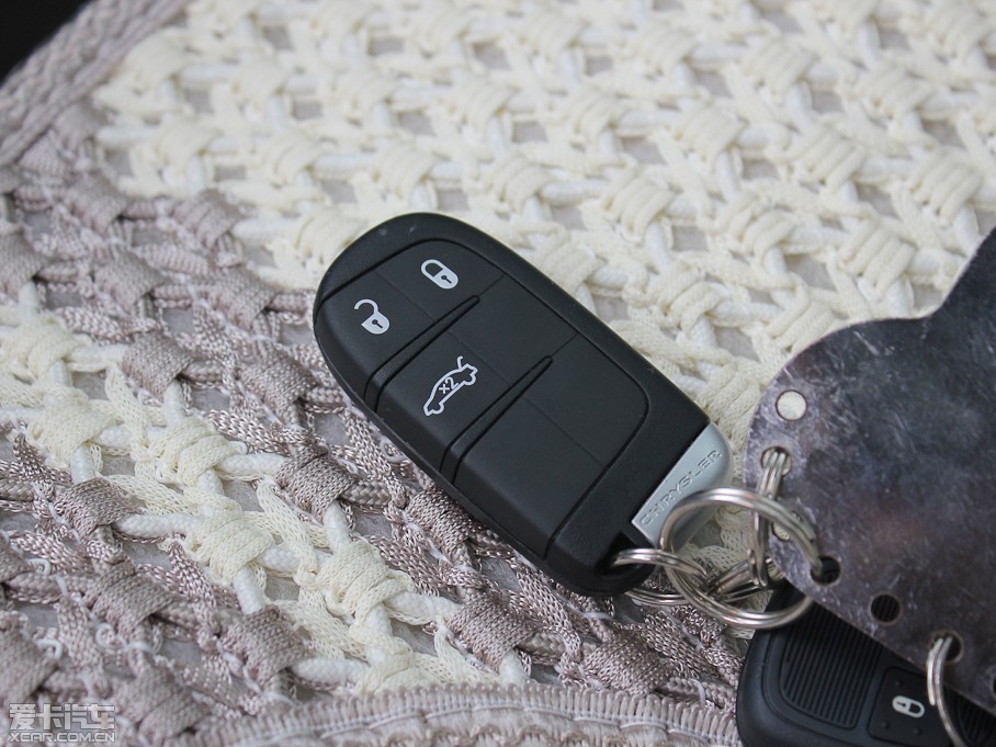 2012R˹300C(M) 3.6L A