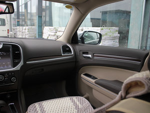 2012款3.6L 豪华版 中控区