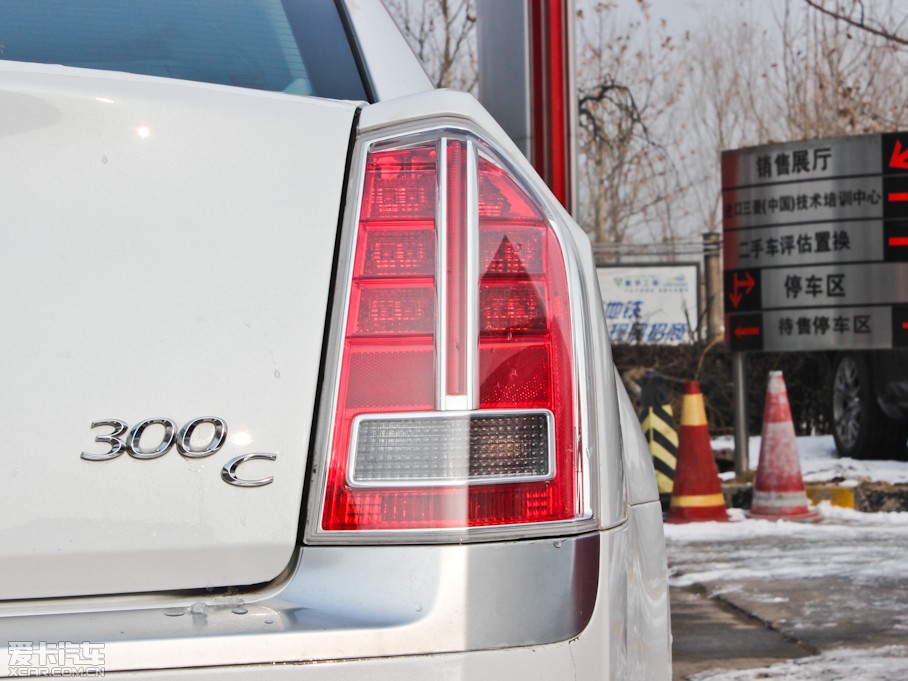 2013R˹300C(M) 3.6L 