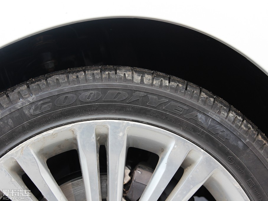 2013R˹300C(M(jn)) 3.6L 