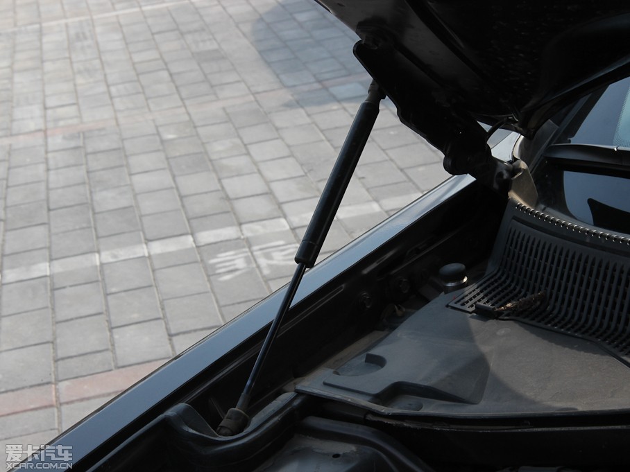 2013R˹300C(M(jn)) 3.6L 