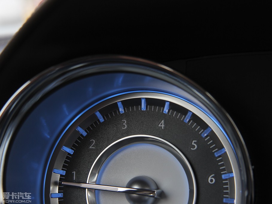 2013R˹300C(M(jn)) 3.6L 