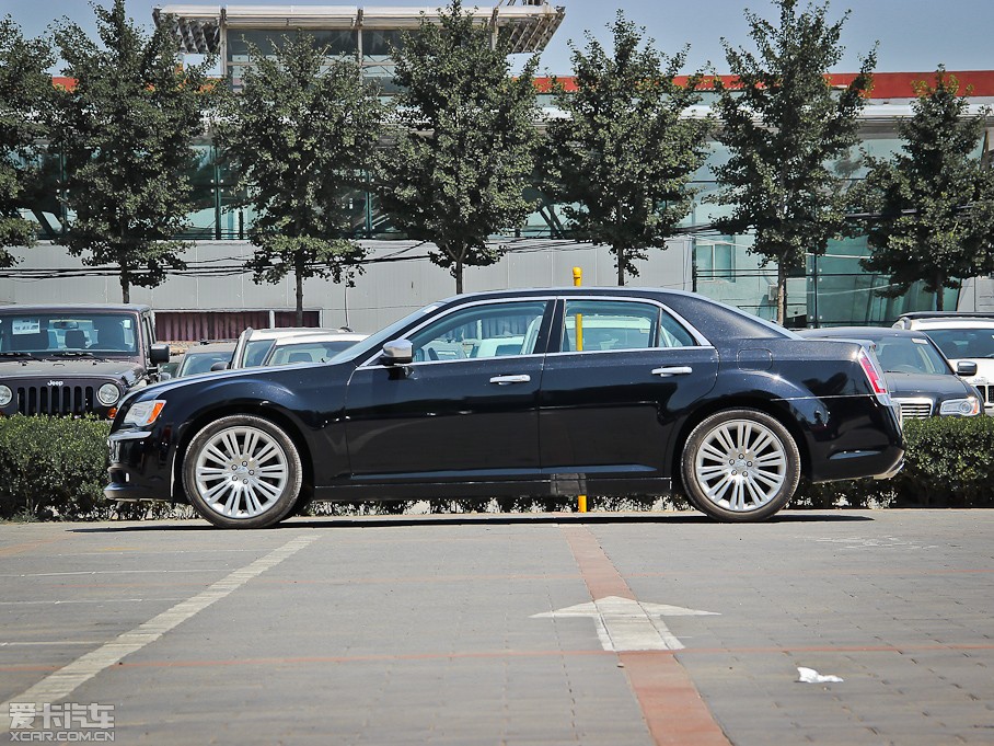 2013R˹300C(M) 3.6L m