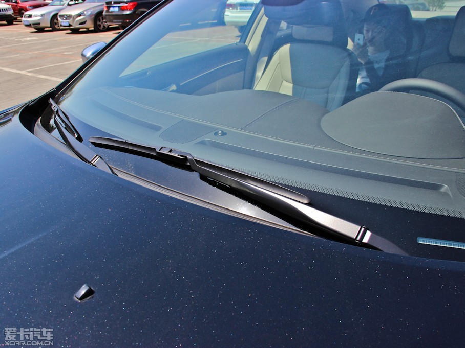 2013R˹300C(M) 3.6L m