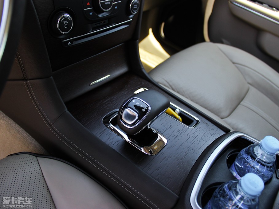 2013R˹300C(M) 3.6L m