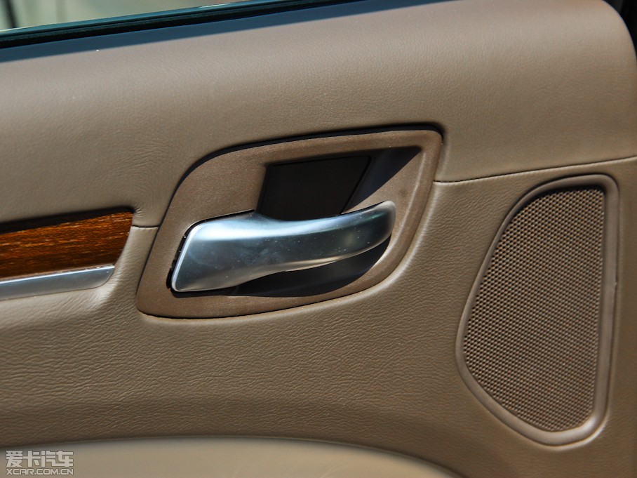 2013R˹300C(M) 3.6L m