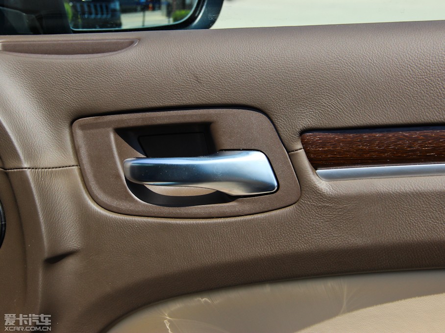 2013R˹300C(M) 3.6L m