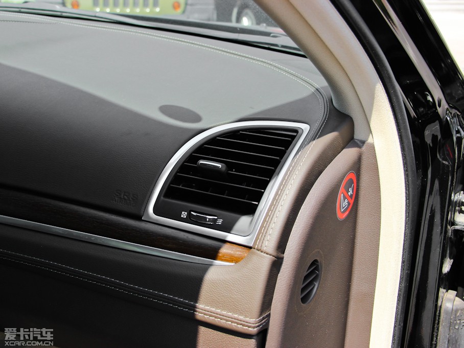 2013R˹300C(M) 3.6L m