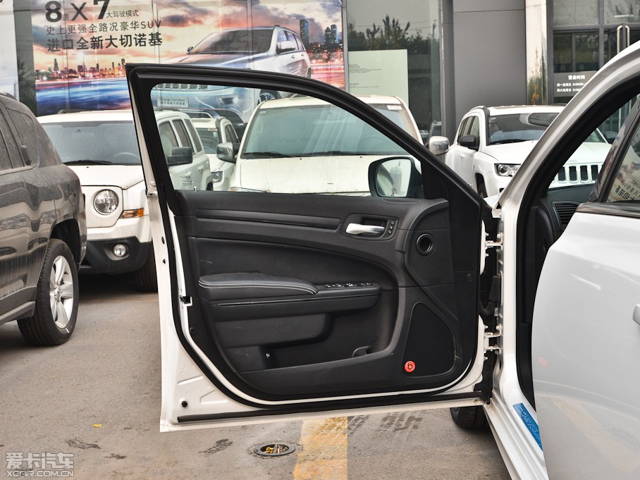 2013R˹300C(M) 3.6L Shа