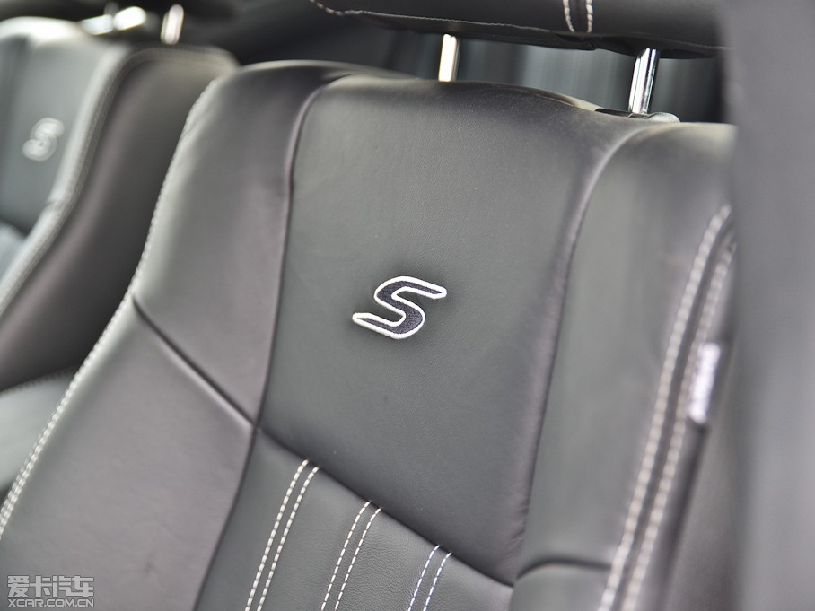 2013R˹300C(M) 3.6L Shа