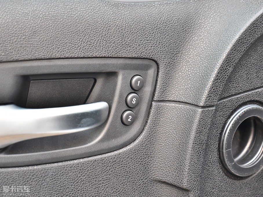 2013R˹300C(M) 3.6L Shа