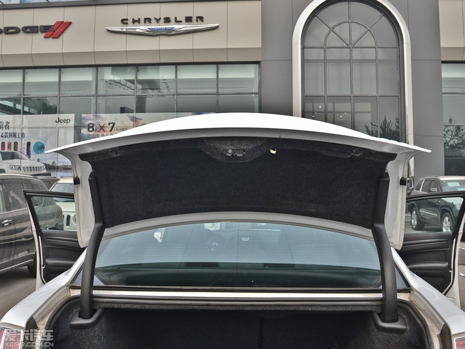 2013R˹300C(M) 3.6L Shа