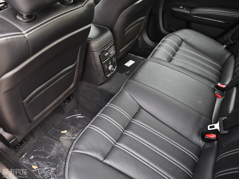 2013R˹300C(M) 3.6L Shа