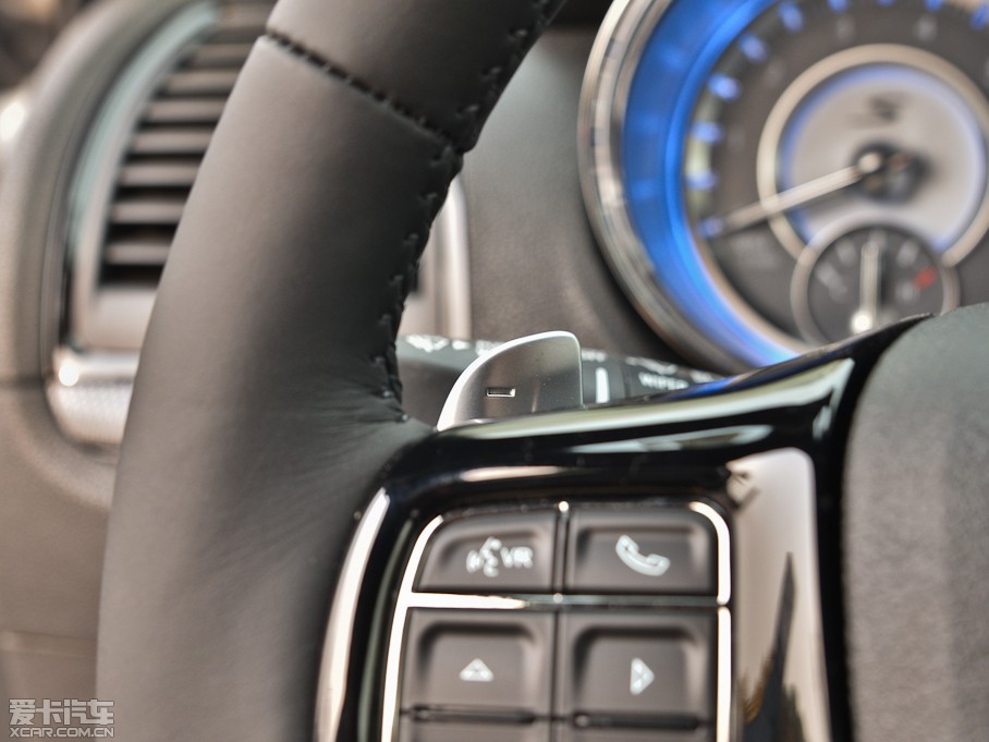 2013R˹300C(M) 3.6L Shа