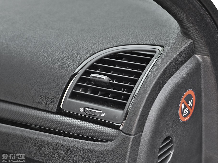 2013R˹300C(M(jn)) 3.6L Shа