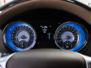 2013款3.6L 尊崇版 仪表