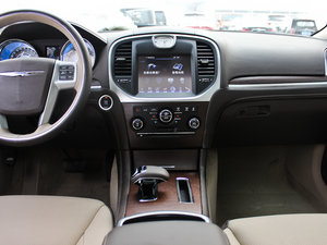 2013款3.6L 尊崇版 中控台