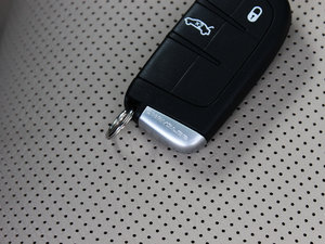 2013款3.6L 尊崇版 其它