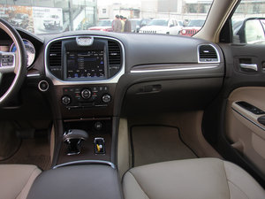 2013款3.6L 尊享版 中控区