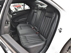 2013款3.6L S锋尚版 后排座椅