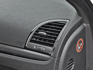 2013款3.6L S锋尚版 中控区