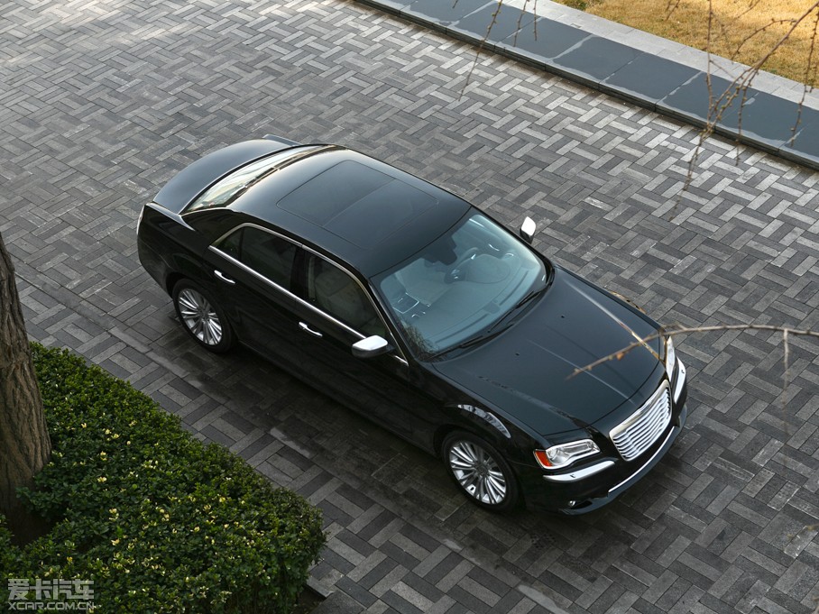 2014R˹300C(M(jn)) 3.0L ׿Խ