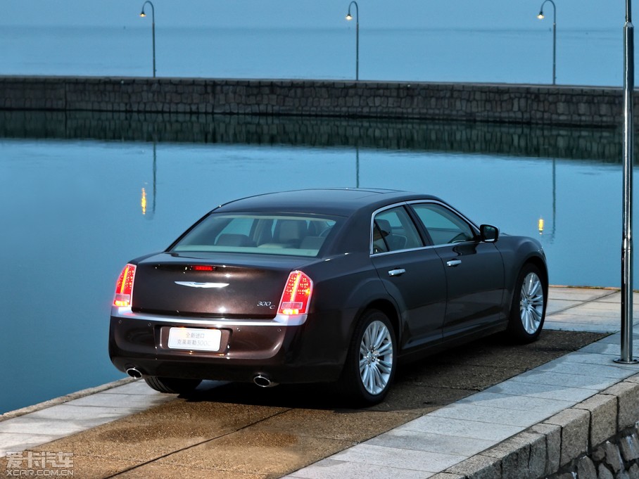 2014R˹300C(M(jn)) 3.0L ׿Խ