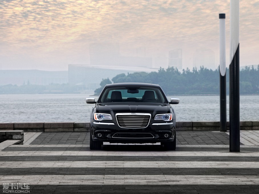 2014R˹300C(M) 3.0L ׿Խ