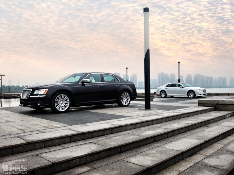 2014R˹300C(M) 3.0L ׿Խ