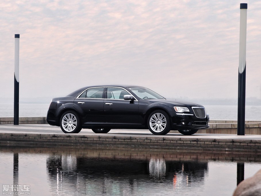 2014R˹300C(M) 3.0L ׿Խ