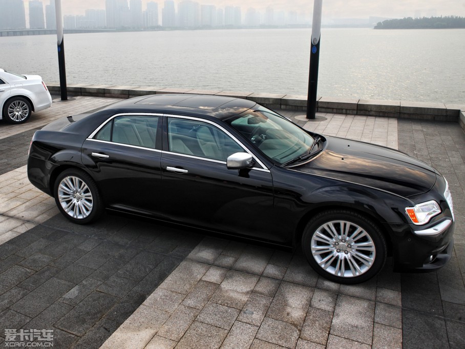 2014R˹300C(M) 3.0L ׿Խ