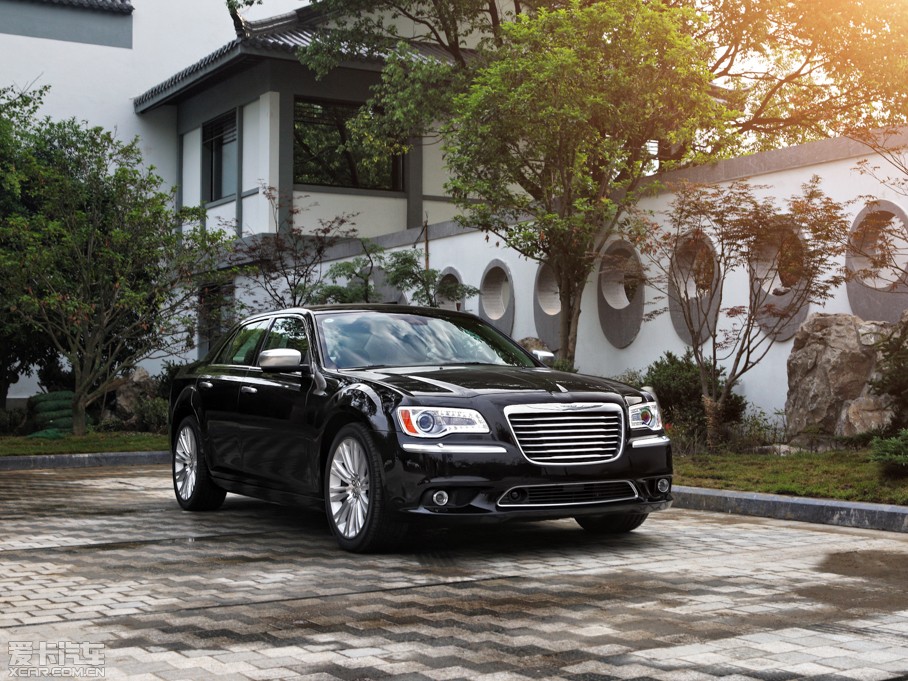 2014R˹300C(M) 3.0L ׿Խ