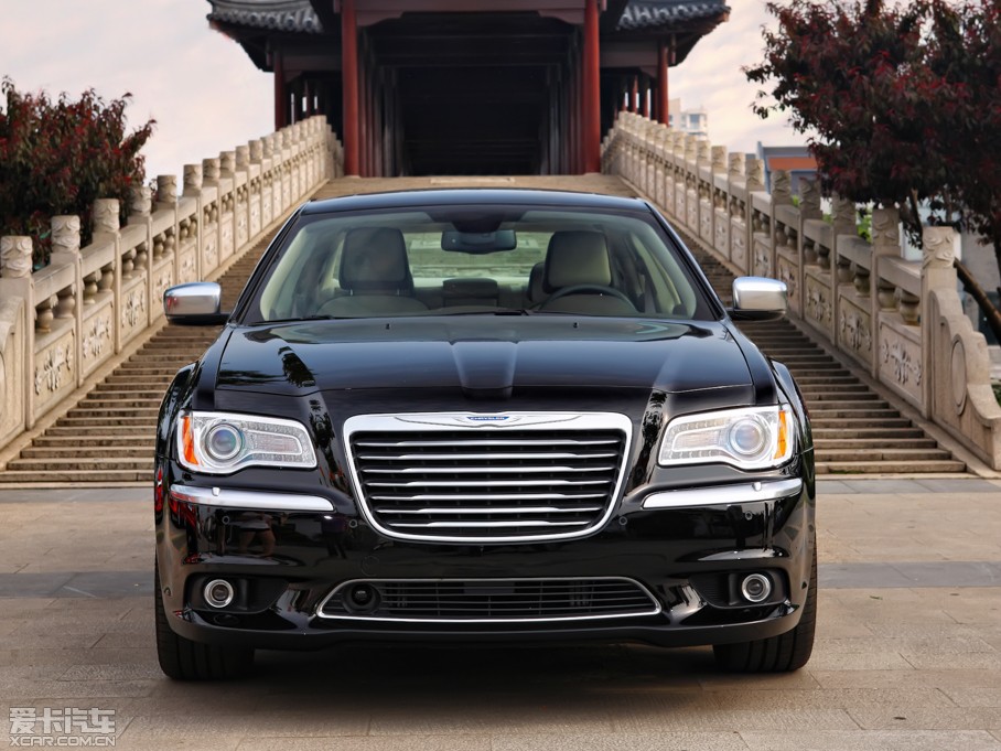 2014R˹300C(M) 3.0L ׿Խ