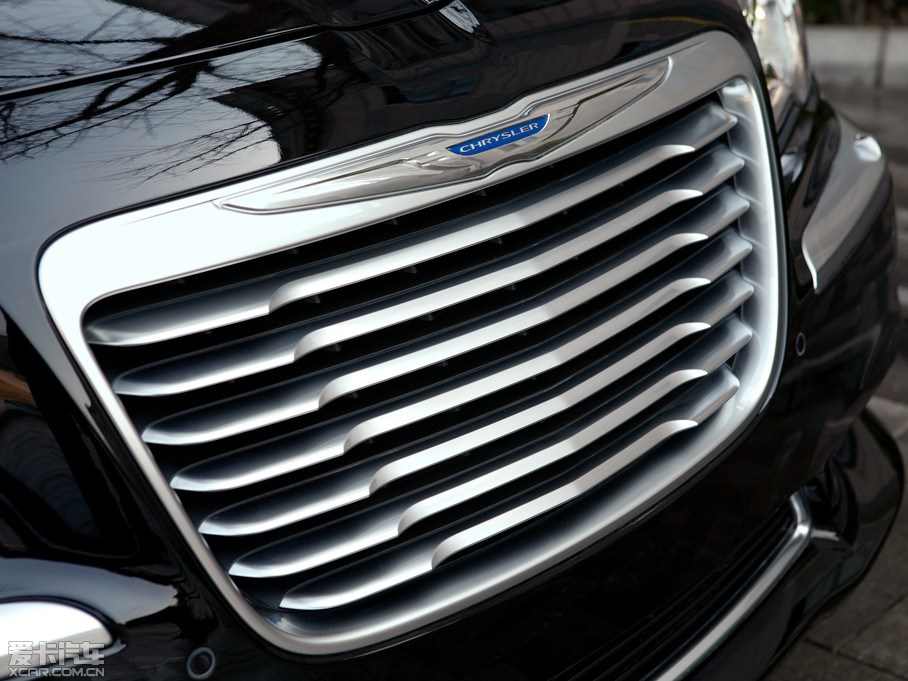 2014R˹300C(M) 3.0L ׿Խ