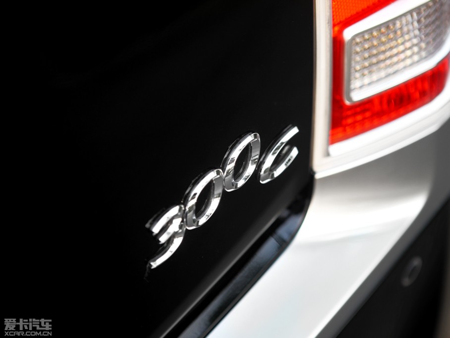 2014R˹300C(M) 3.0L ׿Խ