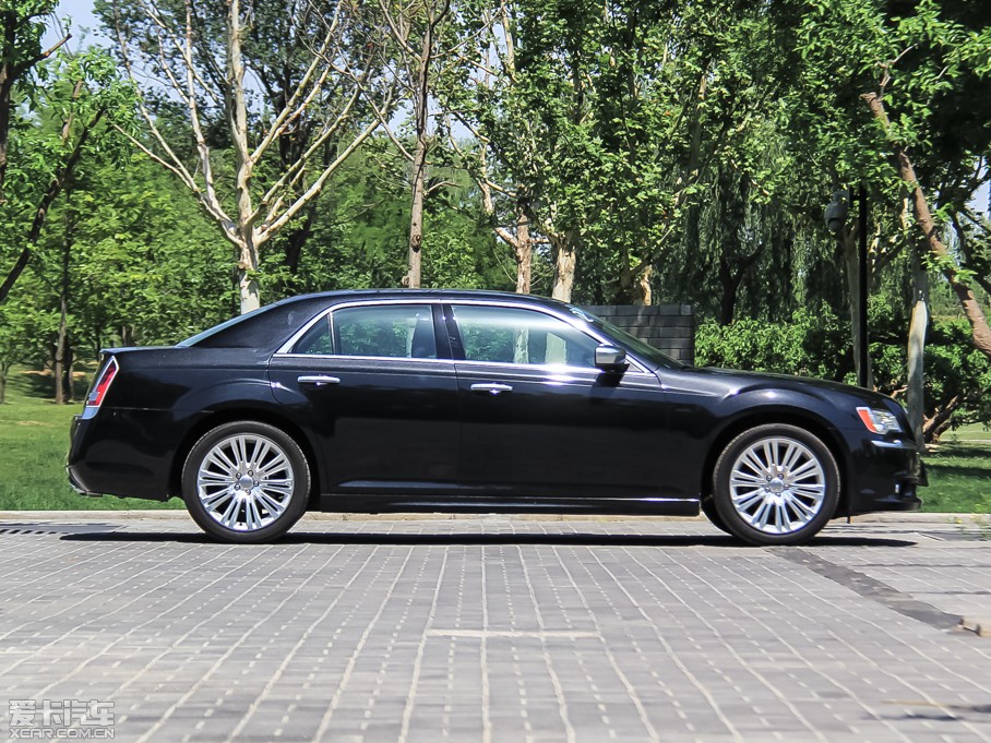 2014R˹300C(M) 3.0L ׿Խ