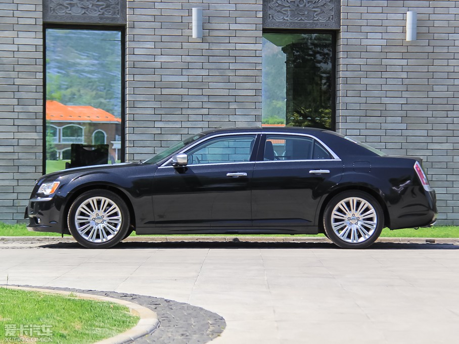 2014R˹300C(M) 3.0L ׿Խ