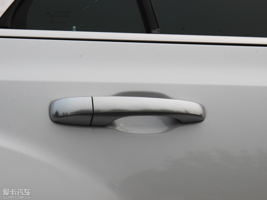 2014R˹300C(M) 3.0L ׿Խ