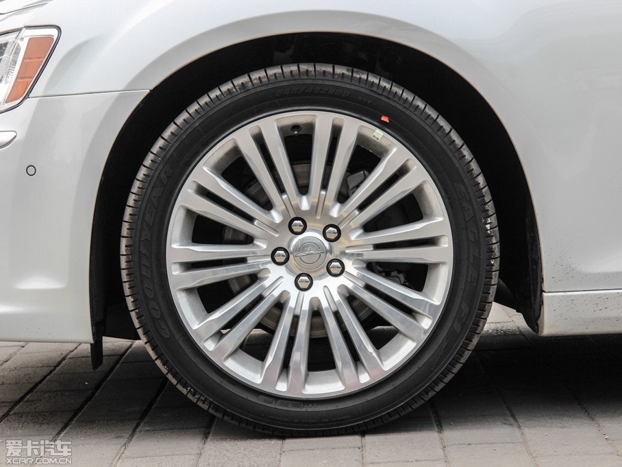 2014R˹300C(M) 3.0L ׿Խ