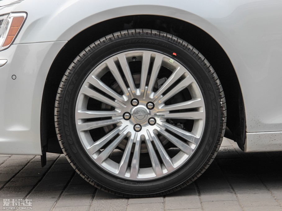 2014R˹300C(M) 3.0L ׿Խ