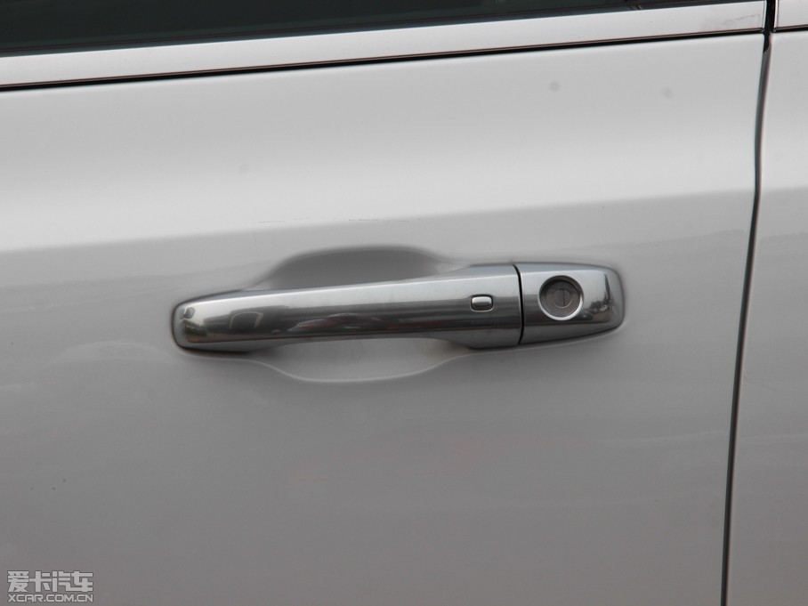 2014R˹300C(M) 3.0L ׿Խ