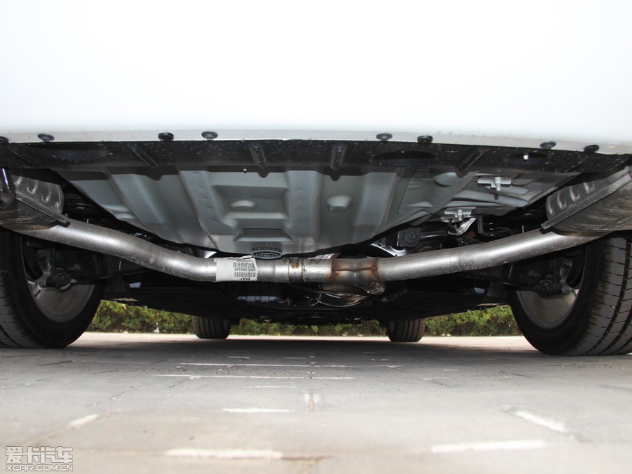 2014R˹300C(M(jn)) 3.0L ׿Խ