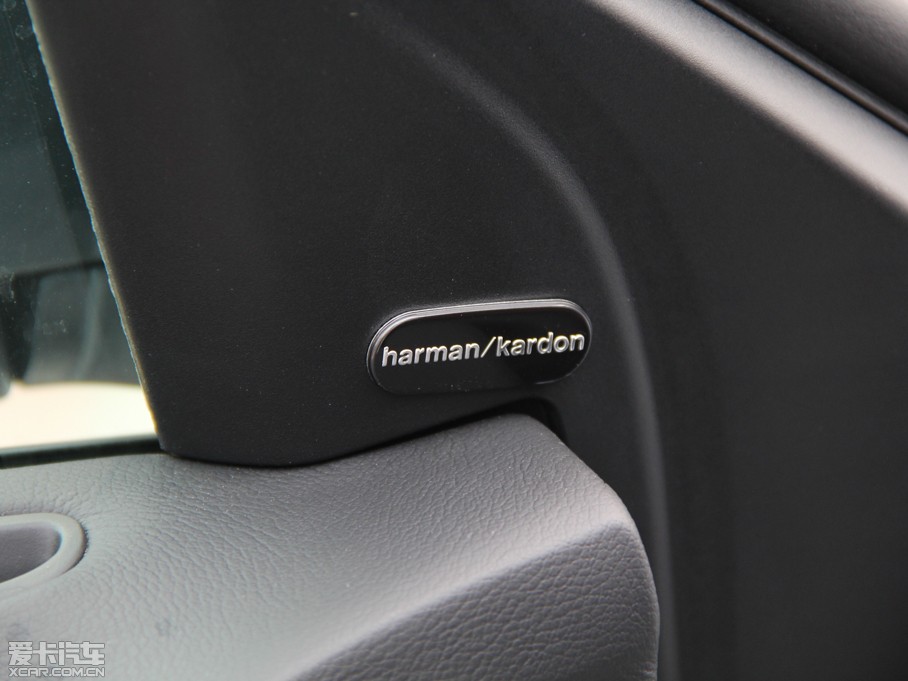 2014R˹300C(M) 3.0L ׿Խ