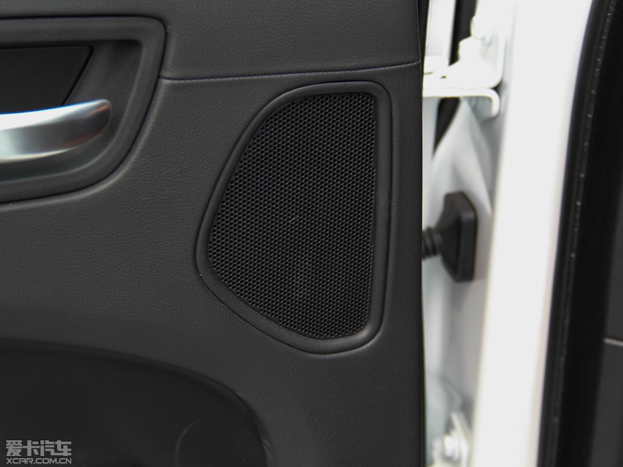 2014R˹300C(M) 3.0L ׿Խ