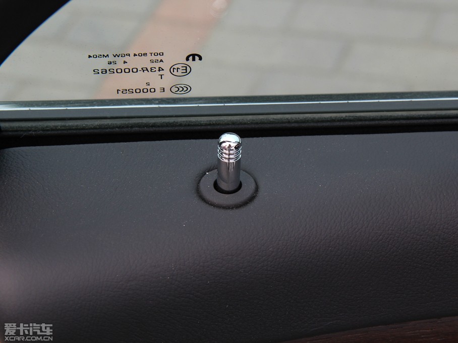 2014R˹300C(M) 3.0L ׿Խ