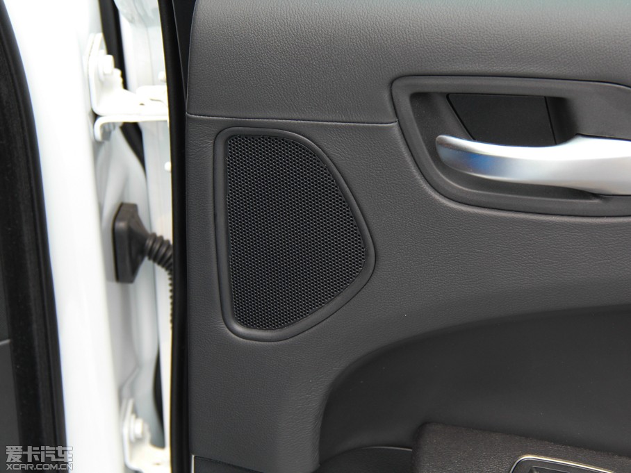 2014R˹300C(M) 3.0L ׿Խ