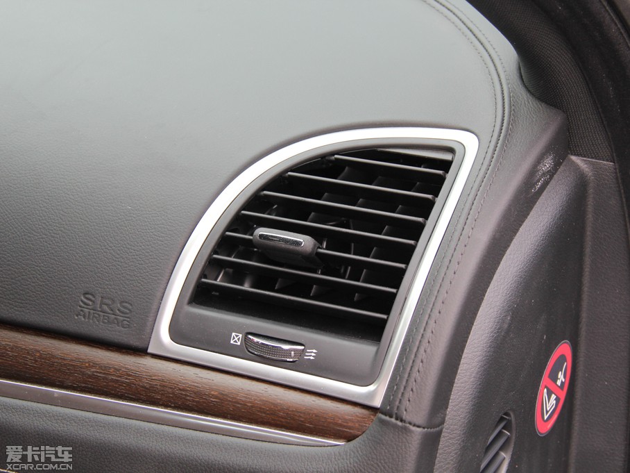 2014R˹300C(M) 3.0L ׿Խ