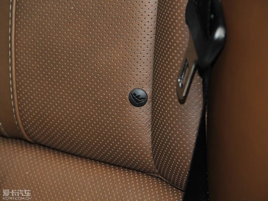 2014R˹300C(M) 3.0L ׿Խ